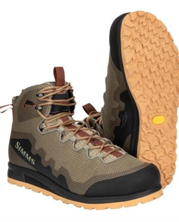 Simms Menâ   Flyweight Access Boot